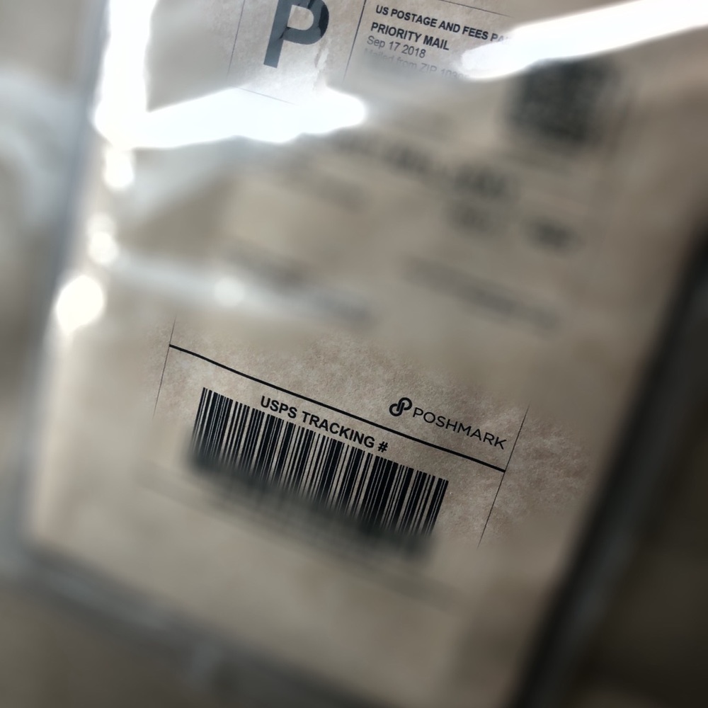 Package in transit 📦📦📭📤📮